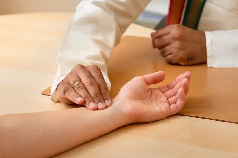 Prakriti vs. Vikriti: What Your Pulse Actually Tells a Vaidya