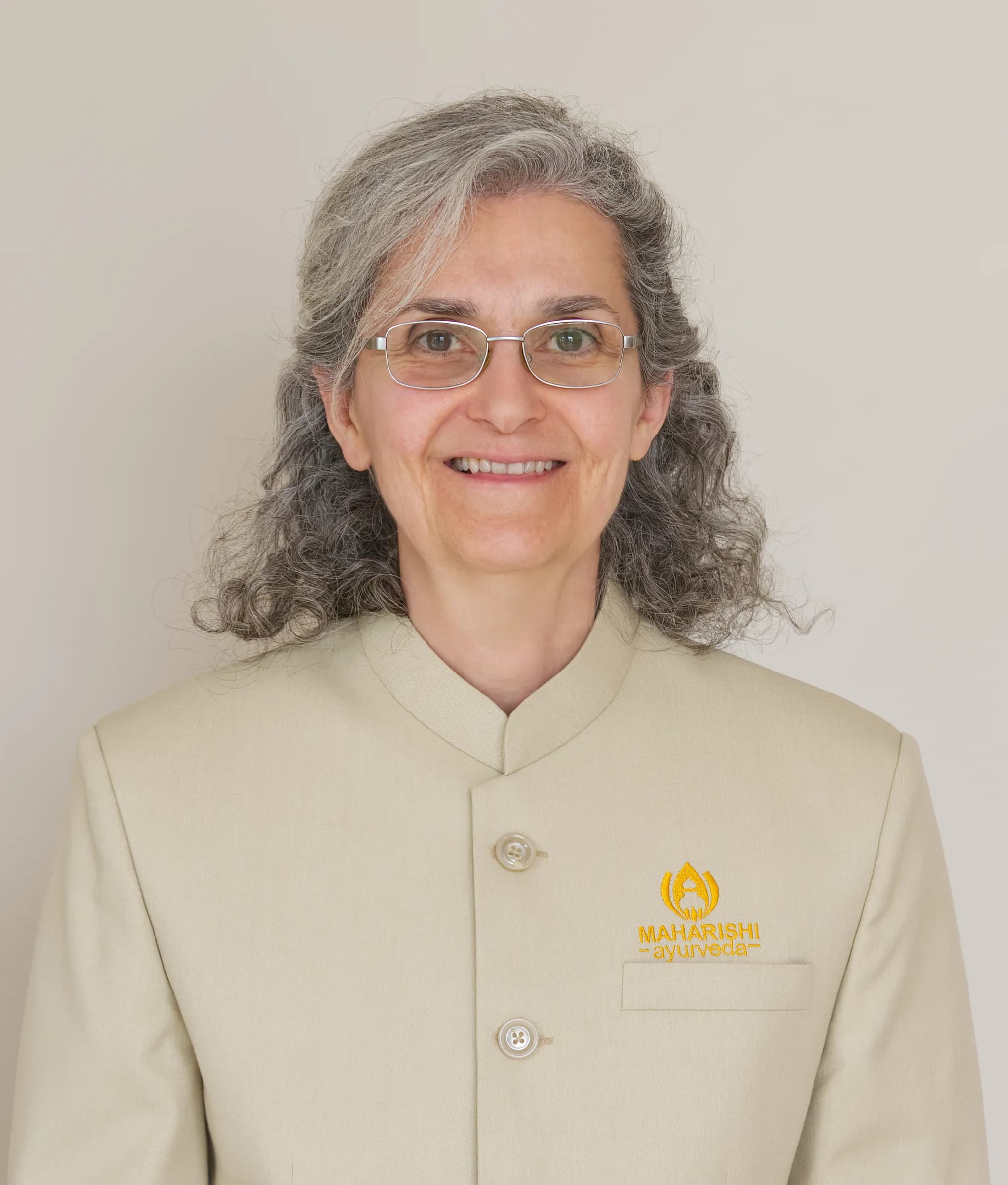 Ms. Andréia de Castilho